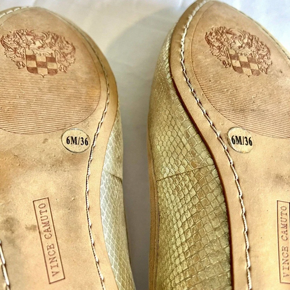 Vince Camuto Size 6 Ballet Flat Beige Tan Gold Embossed Leather Textured Shoes
